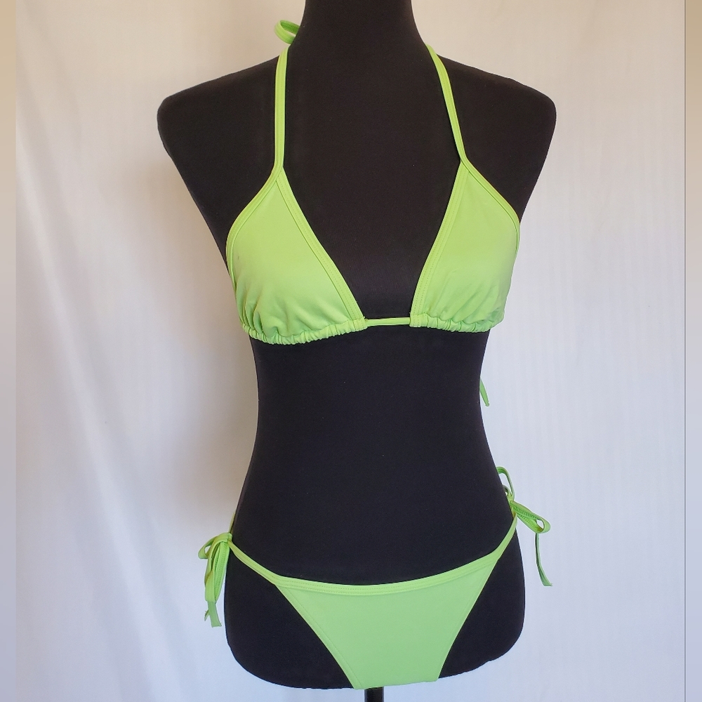 XS Victoria's Secret Lime String Bikini